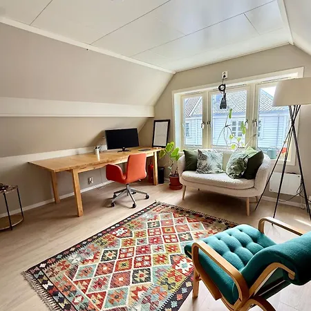 Leilighet 2 Bedrooms 3 Workspaces Ac